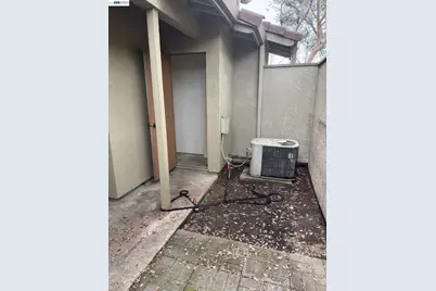 2116 Mt. Vernon Dr. #C, Modesto, CA 95350 - Photo 25