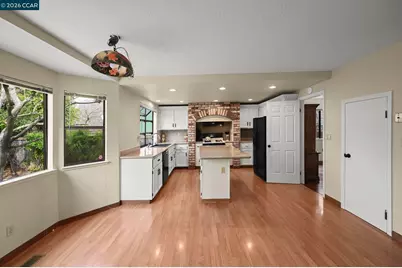 5017 Murchio Dr, Concord, CA 94521 - Photo 9