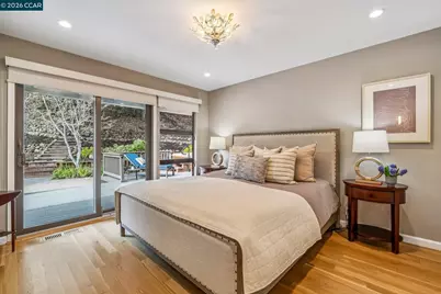 147 Amber Valley Dr, Orinda, CA 94563 - Photo 35