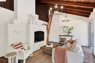 5914 Thornhill Dr, Oakland, CA 94611 - Photo 29