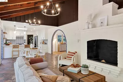 5914 Thornhill Drive, Oakland, CA 94611 - Photo 41