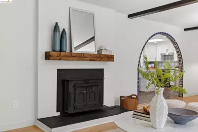 5914 Thornhill Drive, Oakland, CA 94611 - Photo 9