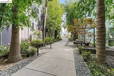 1201 Pine St #354, Oakland, CA 94607 - Photo 15