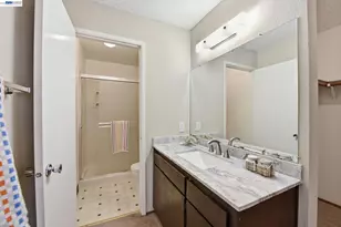 27773 Pistachio Ct, Hayward, CA 94544 - Photo 29