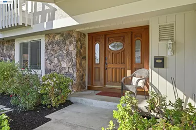 4823 Pipit Court, Pleasanton, CA 94566 - Photo 3