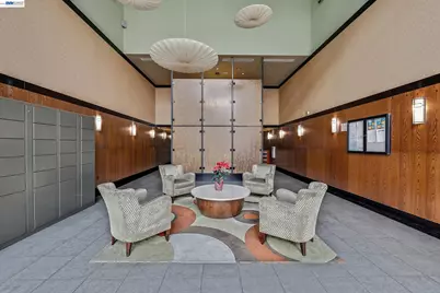 423 7th St #220, Oakland, CA 94607 - Photo 3