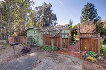 4753 Mountain Blvd, Oakland, CA 94619 - Photo 3