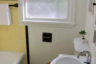 385 Vermont Ave, Berkeley, CA 94707 - Photo 23