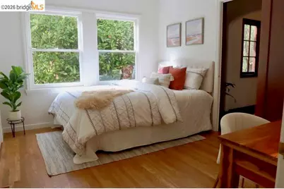 385 Vermont Ave, Berkeley, CA 94707 - Photo 25