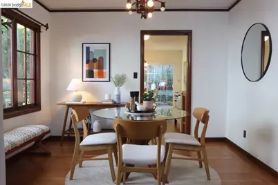 385 Vermont Ave, Berkeley, CA 94707 - Photo 15