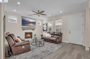 736 P St, Livermore, CA 94551 - Photo 17