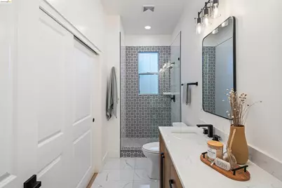 846 Adams St, Albany, CA 94706 - Photo 17