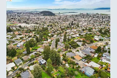 7603 Terrace Dr, El Cerrito, CA 94530 - Photo 33