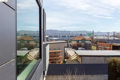 811 Folger Ave, Berkeley, CA 94710 - Photo 17