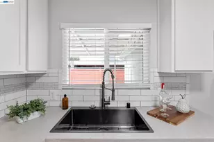 412 Solano Ave, San Lorenzo, CA 94541 - Photo 11