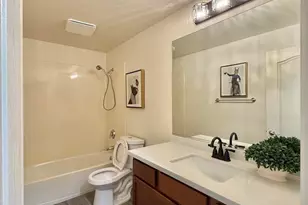 2200 Beech Cir, San Jose, CA 95131 - Photo 9