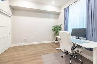 263 Llano De Los Robles Ave #1, San Jose, CA 95136 - Photo 19