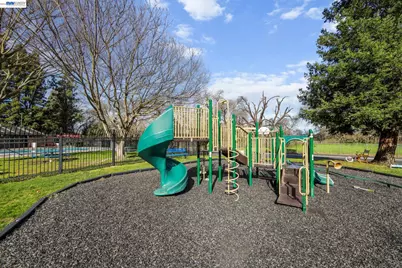 2134 Arroyo Ct #3, Pleasanton, CA 94588 - Photo 3