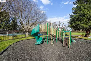 2134 Arroyo Ct, Pleasanton, CA 94588 - Photo 3