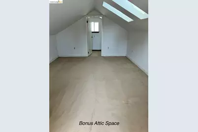 1066 Bayview Ave, Oakland, CA 94610 - Photo 33