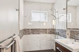 1066 Bayview Ave, Oakland, CA 94610 - Photo 23