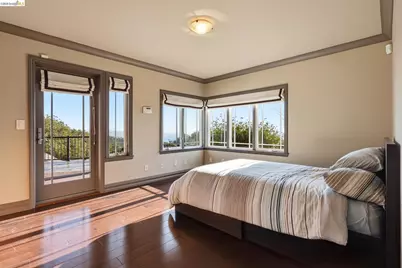 107 Dolphine Ave, El Granada, CA 94018 - Photo 43