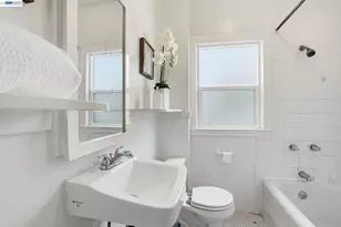 1424 Hampel St, Oakland, CA 94602 - Photo 29