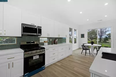 175 Oakridge Way, Rio Vista, CA 94571 - Photo 31