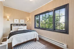 906 Paramount Rd, Oakland, CA 94610 - Photo 51