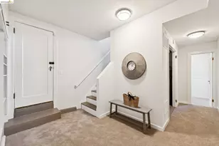 906 Paramount Rd, Oakland, CA 94610 - Photo 47