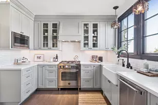 906 Paramount Rd, Oakland, CA 94610 - Photo 21