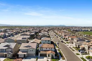 17691 Brandeis Ct, Lathrop, CA 95330 - Photo 31