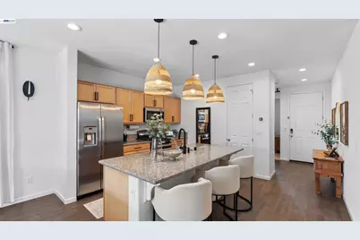 17691 Brandeis Ct, Lathrop, CA 95330 - Photo 7