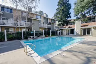 2627 Oak Rd, Walnut Creek, CA 94597 - Photo 19