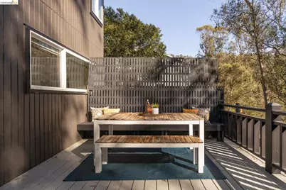 6931 Pinehaven Rd, Oakland, CA 94611 - Photo 39