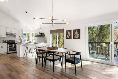 6931 Pinehaven Rd, Oakland, CA 94611 - Photo 7