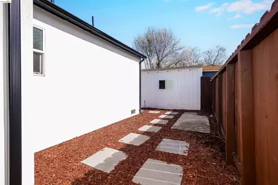 16826 Bar Ave, San Lorenzo, CA 94580 - Photo 55