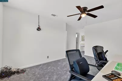 730 Stratford Avenue, Dixon, CA 95620 - Photo 33