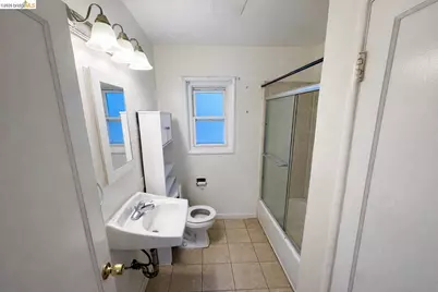 1661 Fruitvale Ave, Oakland, CA 94601 - Photo 11