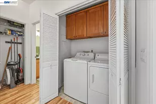 2423 Creekside Ct, Hayward, CA 94542 - Photo 19