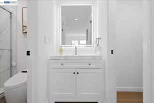 25055 Copa Del Oro Dr, Hayward, CA 94545 - Photo 23