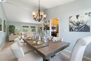 3593 Whitehall Ct, Pleasanton, CA 94588 - Photo 5