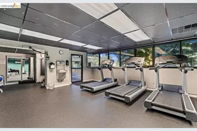 7 Embarcadero #204, Oakland, CA 94607 - Photo 25