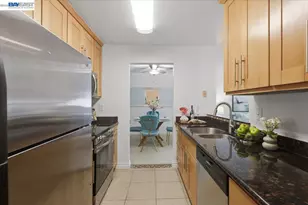 39843 Cedar Blvd, Newark, CA 94560 - Photo 5