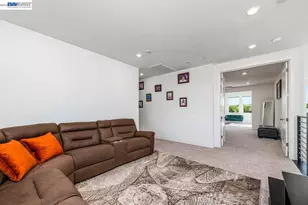 713 River Bend Dr, Lathrop, CA 95330 - Photo 31