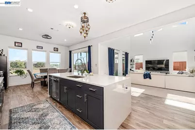 713 River Bend Dr, Lathrop, CA 95330 - Photo 9