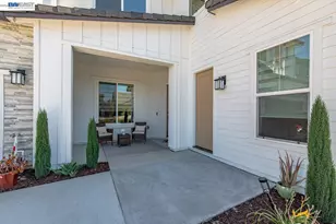 713 River Bend Dr, Lathrop, CA 95330 - Photo 47