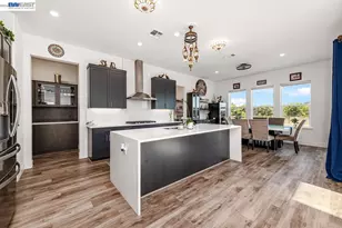 713 River Bend Dr, Lathrop, CA 95330 - Photo 7