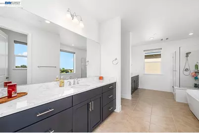 713 River Bend Dr, Lathrop, CA 95330 - Photo 19