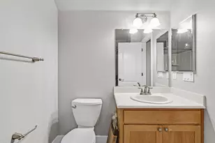 6067 Old Quarry Loop, Oakland, CA 94605 - Photo 23